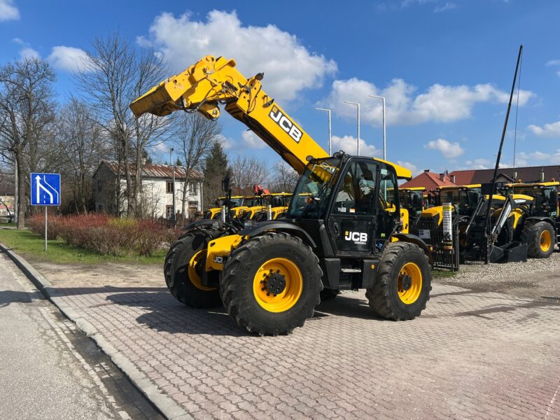 JCB 560-80 AgriPlus (9)