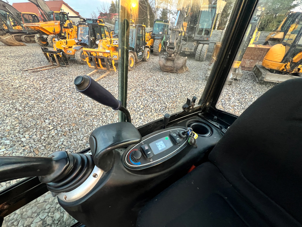 JCB 8018 CTS(10)