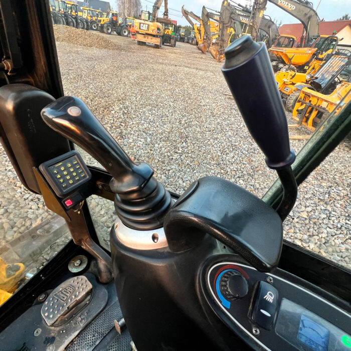 JCB 8018 CTS(12)