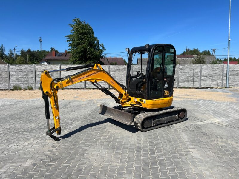 JCB 8026 (1)