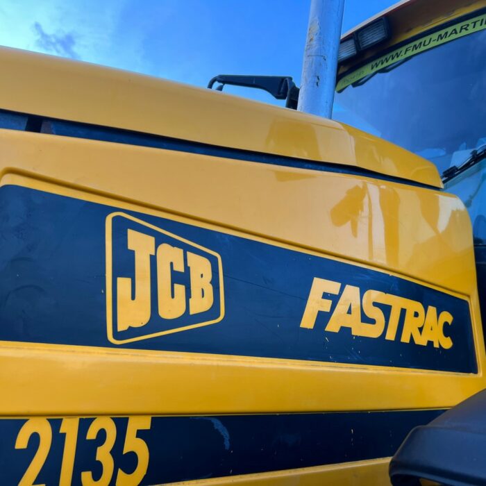 JCB FASTRAC 2135 (10)