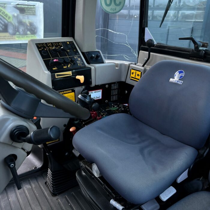 JCB FASTRAC 2135 (11)