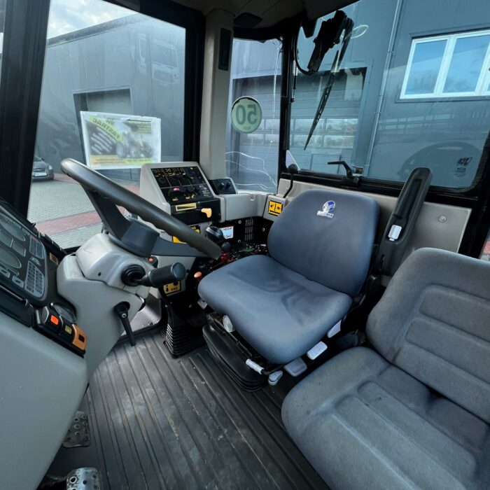 JCB FASTRAC 2135 (12)