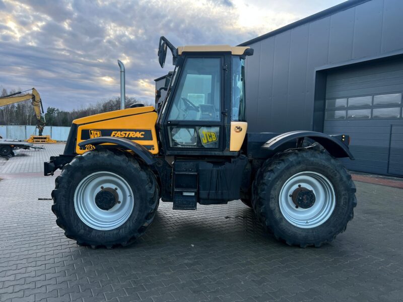 JCB FASTRAC 2135 (2)