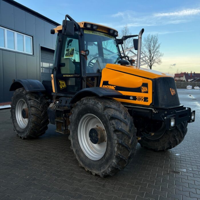 JCB FASTRAC 2135 (6)