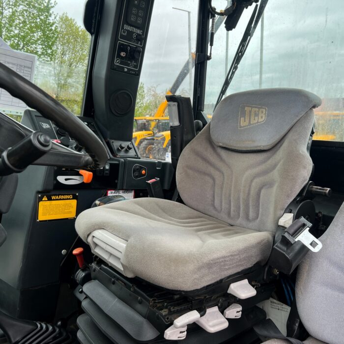 JCB FASTRAC 2155 (11)