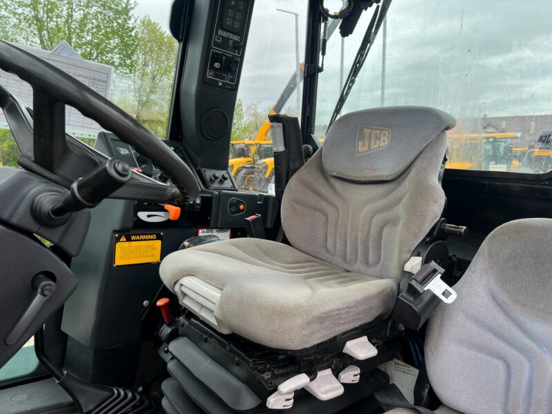 JCB FASTRAC 2155 (11)