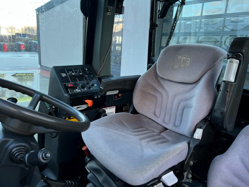 JCB FASTRAC 2155 (11)