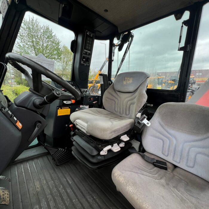 JCB FASTRAC 2155 (12)