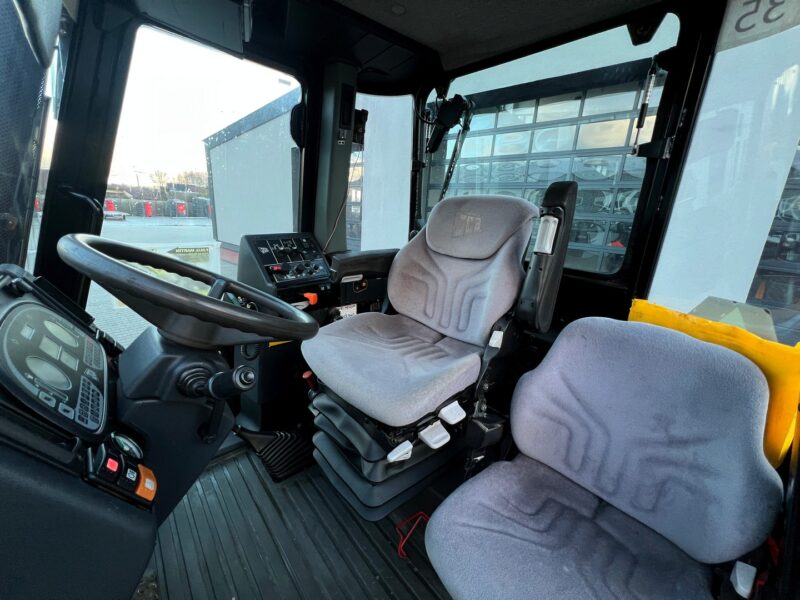 JCB FASTRAC 2155 (12)