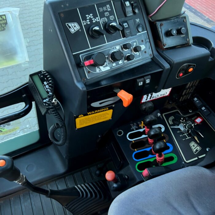 JCB FASTRAC 2155 (13)