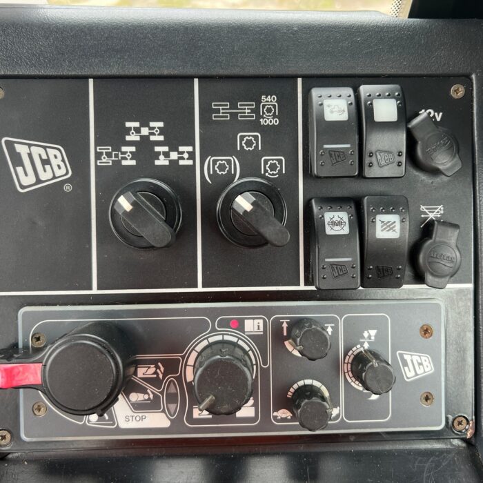 JCB FASTRAC 2155 (14)
