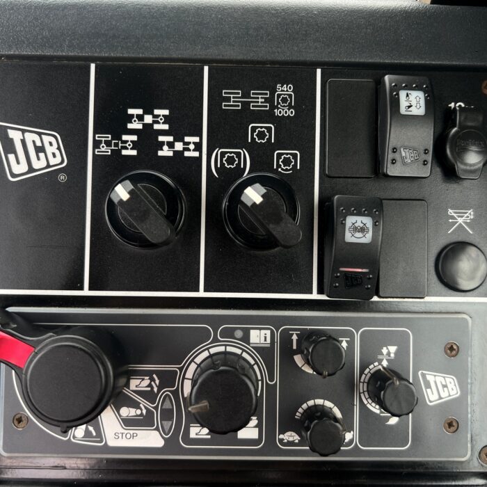 JCB FASTRAC 2155 (14)