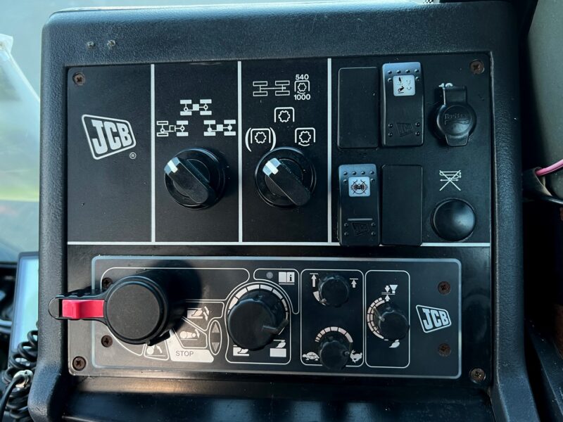 JCB FASTRAC 2155 (14)