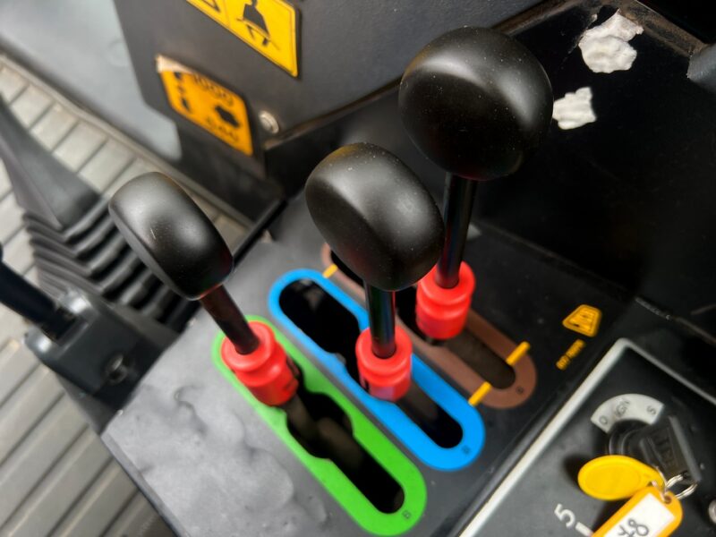 JCB FASTRAC 2155 (15)