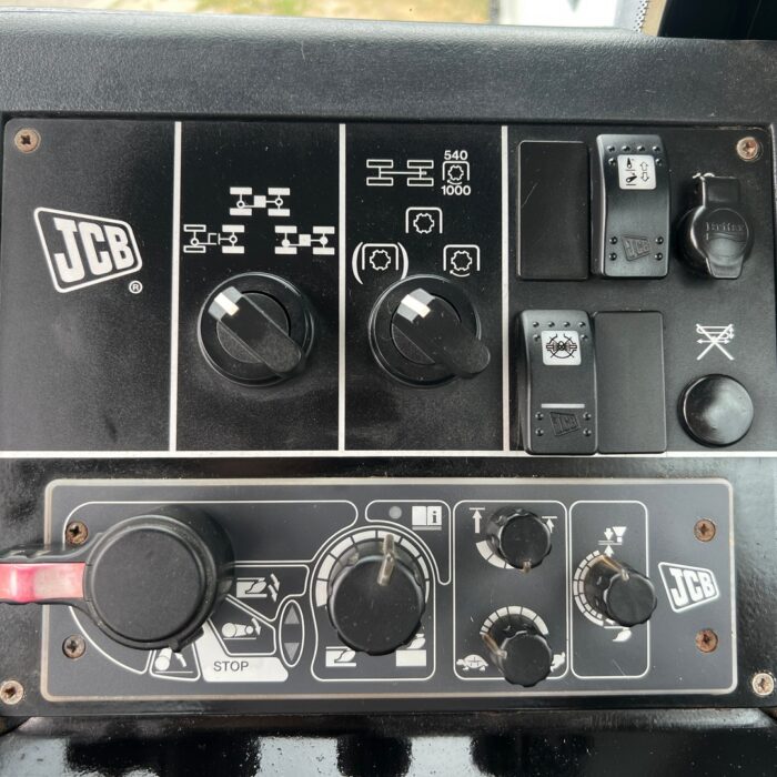 JCB FASTRAC 2155 (18)