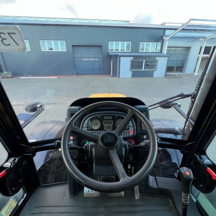 JCB FASTRAC 2155 (18)