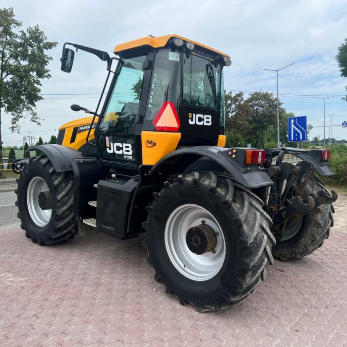 JCB FASTRAC 2155 (3)
