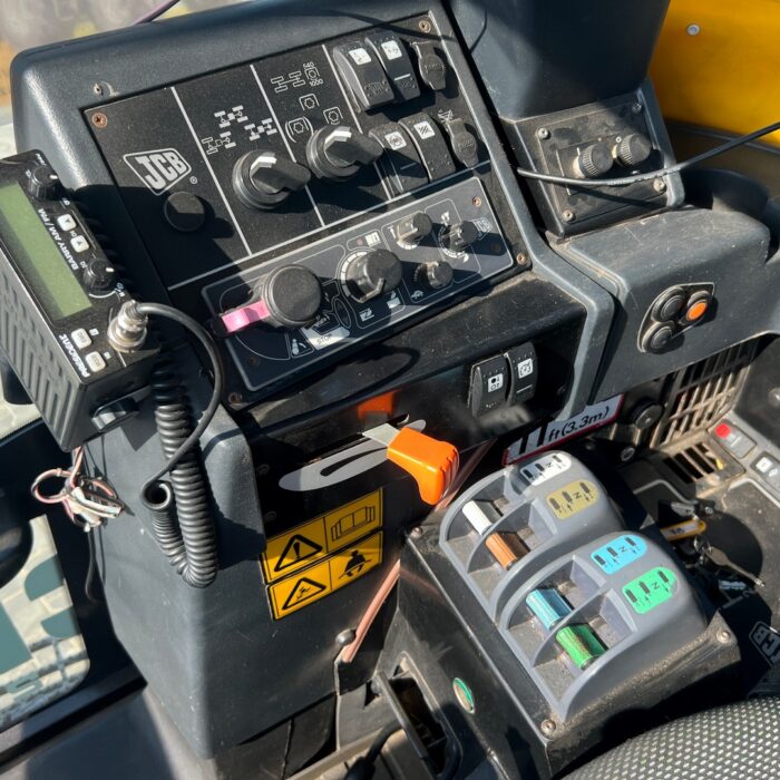 JCB FASTRAC 2170 (14)