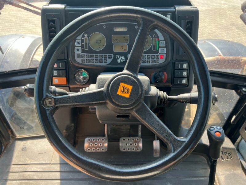 JCB FASTRAC 2170 (17)