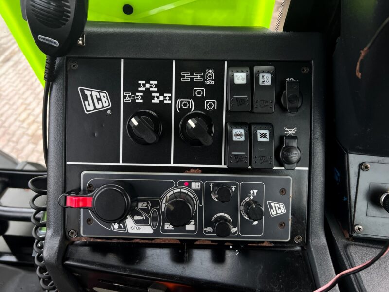JCB FASTRAC 2170 (17)