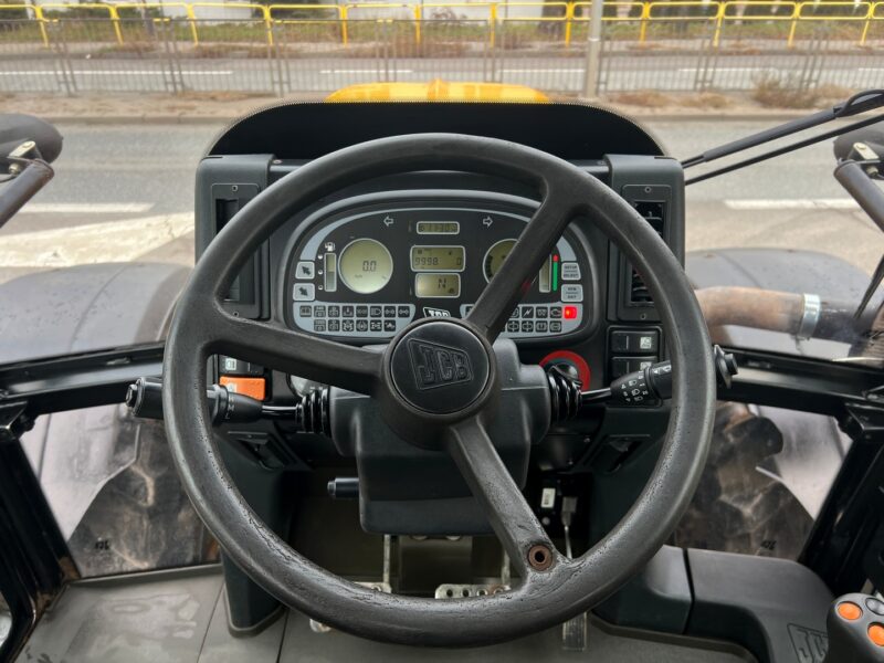 JCB FASTRAC 2170 (22)