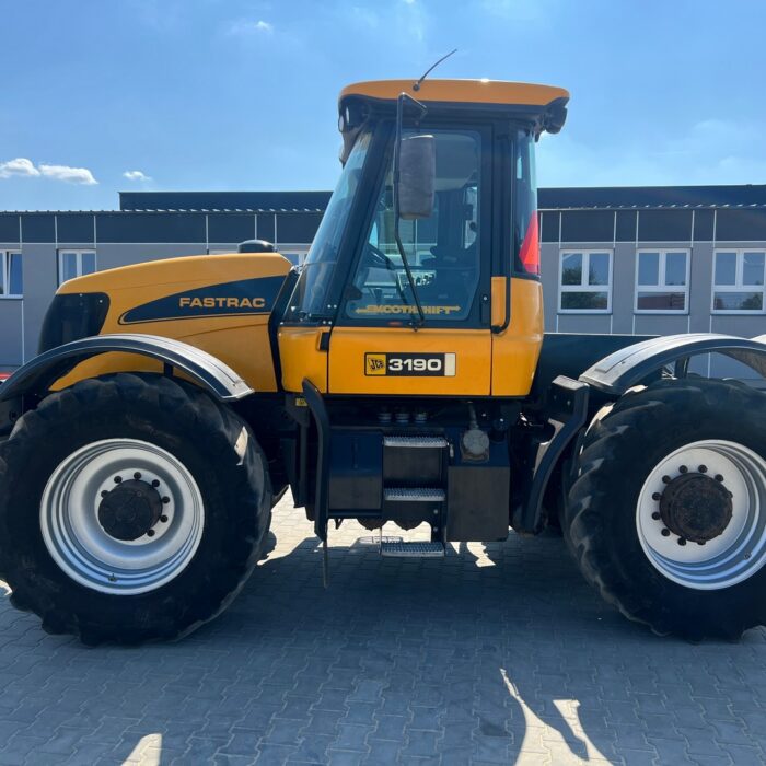 JCB FASTRAC 3190 (2)
