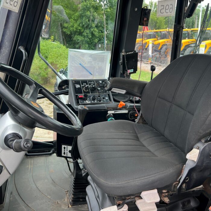 JCB FASTRAC 3200 (10)