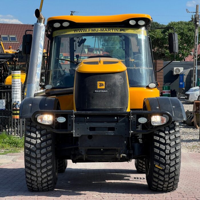 JCB FASTRAC 3200 (10)