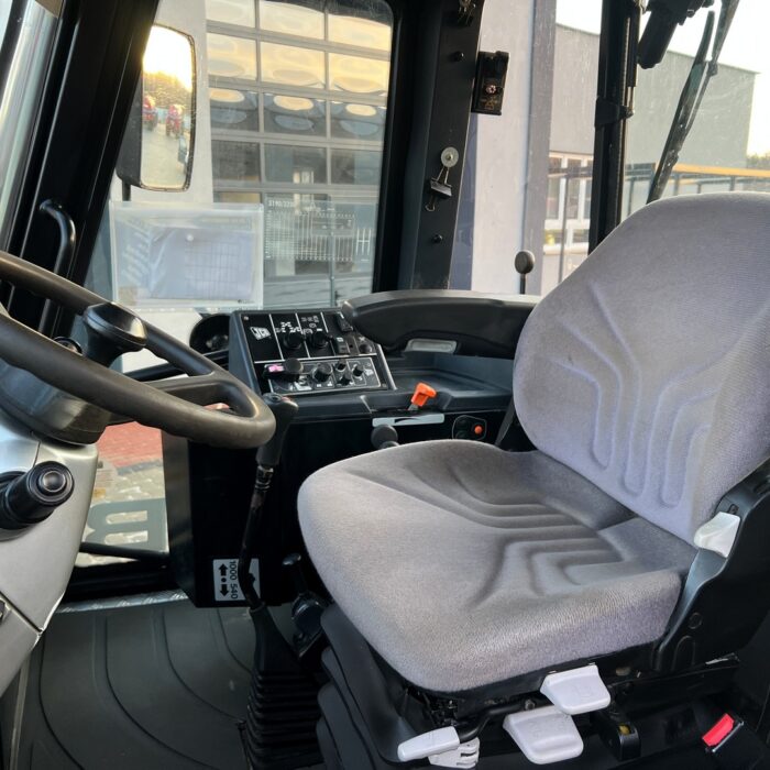 JCB FASTRAC 3200 (10)