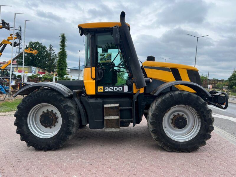 JCB FASTRAC 3200 (7)