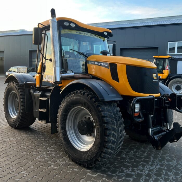 JCB FASTRAC 3200 (7)