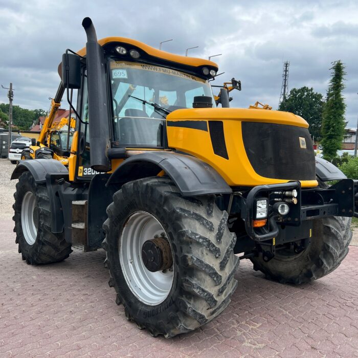 JCB FASTRAC 3200 (8)