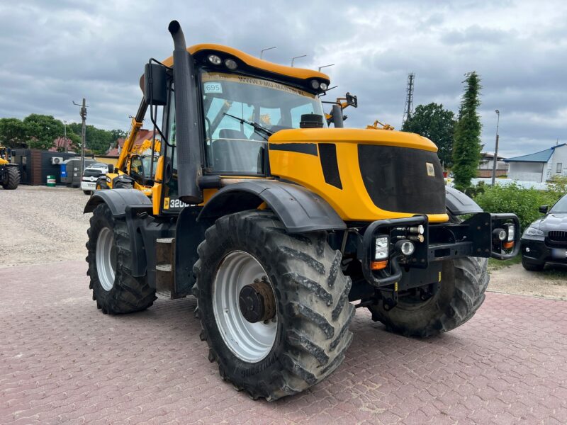 JCB FASTRAC 3200 (8)