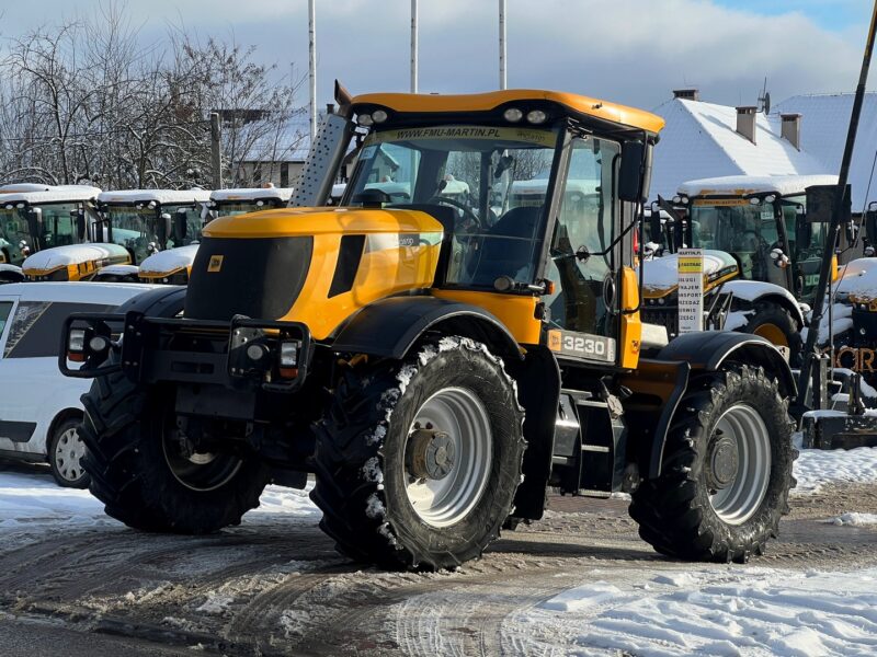 JCB FASTRAC 3200 (9)