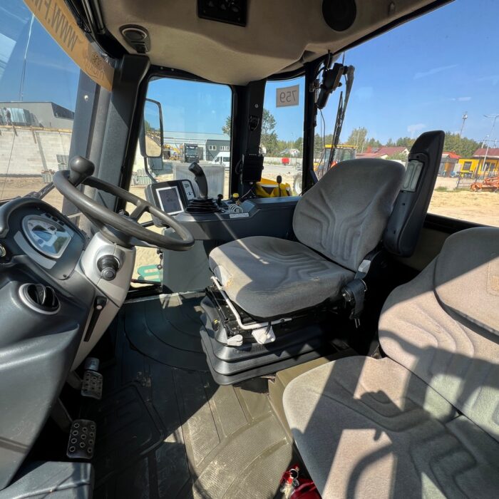 JCB FASTRAC 3230 (13)