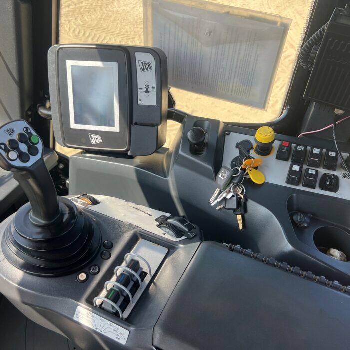 JCB FASTRAC 3230 (14)