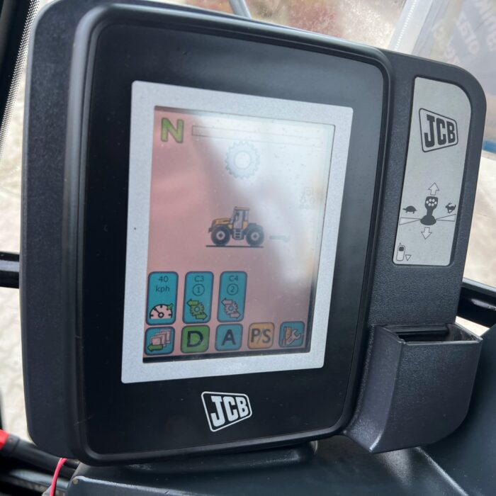 JCB FASTRAC 3230 (14)