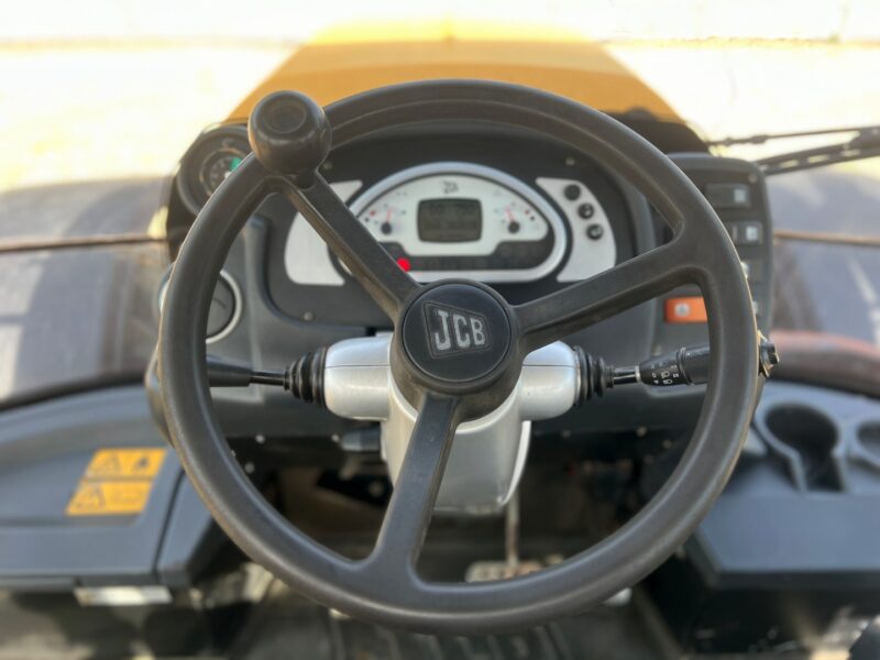 JCB FASTRAC 3230 (18)