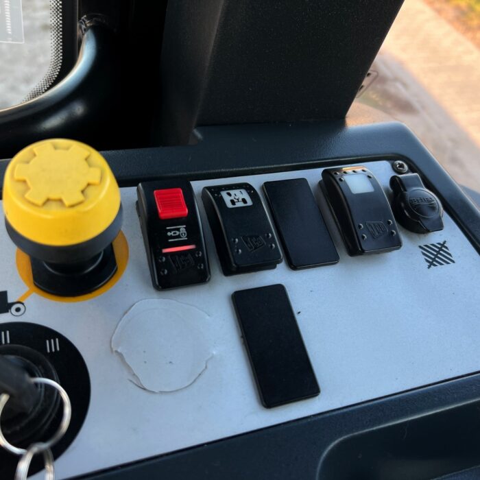 JCB FASTRAC 3230 (26)