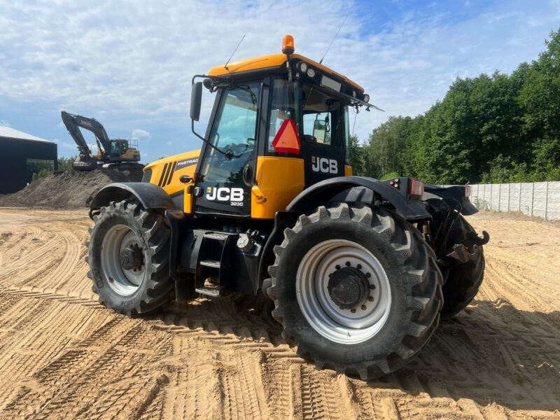 JCB FASTRAC 3230 (3)