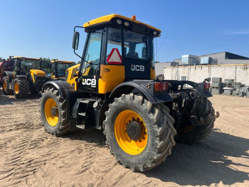JCB FASTRAC 3230 (3)