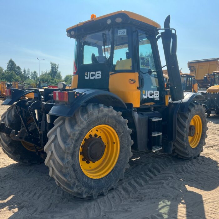 JCB FASTRAC 3230 (5)