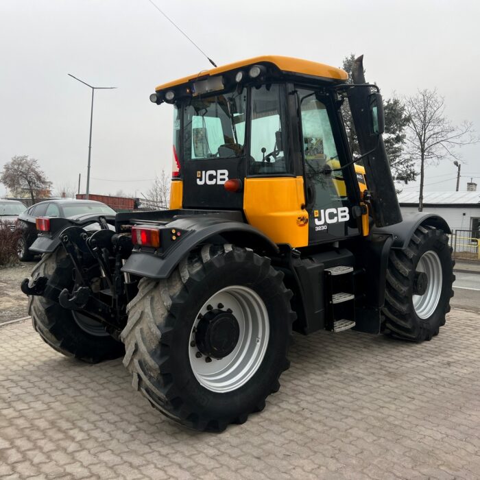 JCB FASTRAC 3230 (5)