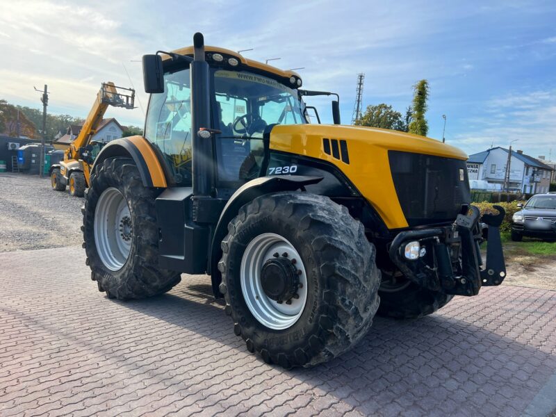 JCB FASTRAC 3230 (7)