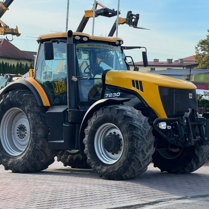 JCB FASTRAC 3230 (8)