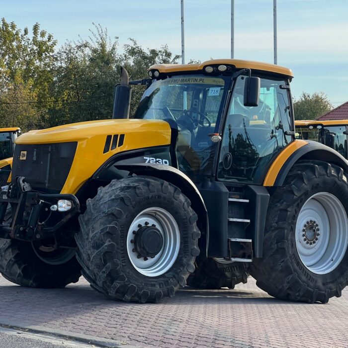 JCB FASTRAC 3230 (9)