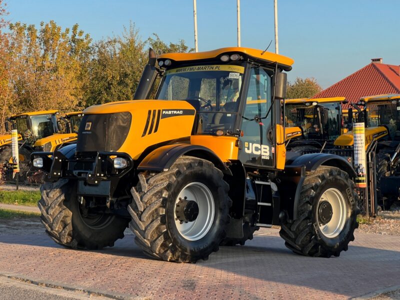 JCB FASTRAC 3230 (9)