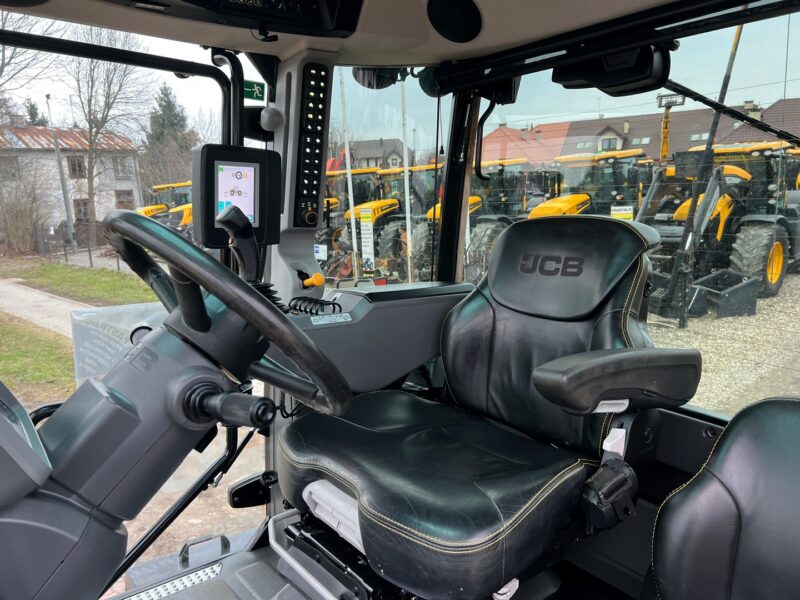 JCB FASTRAC 4220 (1)