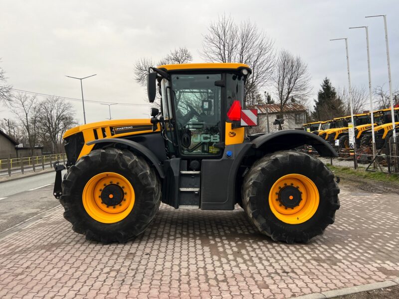JCB FASTRAC 4220 (4)